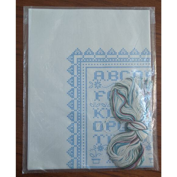 NEW Candlestitch Lace Sampler Kit - Picture 3 of 3